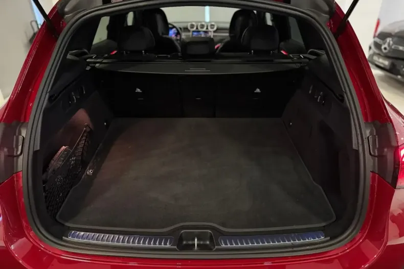 Mercedes-Benz GLC 300 (Clasa GLC) din 2024 cu 2.700 km - oferta MER181663 - foto 27