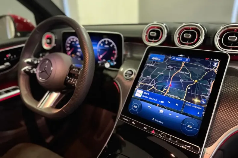 Mercedes-Benz GLC 300 (Clasa GLC) din 2024 cu 2.700 km - oferta MER181663 - foto 42