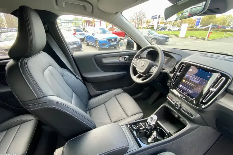 Volvo XC40 din 2023 cu 29.900 km - oferta VOL181665 - foto 15