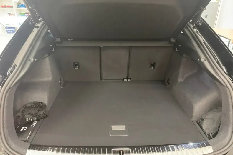 Audi Q3 din 2025 cu 13.160 km - oferta AUD181667 - foto 14