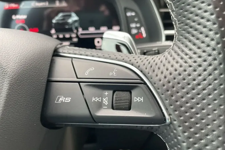 Audi RSQ8 din 2022 cu 51.550 km - oferta AUD181668 - foto 17