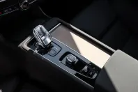 Volvo XC90 din 2025 cu 7.500 km - oferta VOL181669 - foto 9