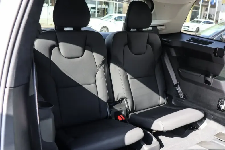 Volvo XC90 din 2025 cu 7.500 km - oferta VOL181669 - foto 15