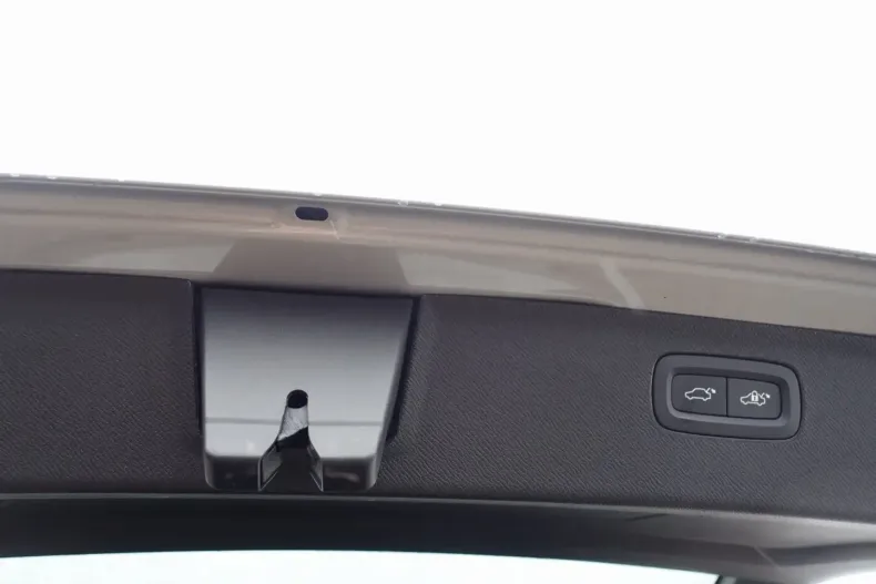 Volvo XC90 din 2025 cu 18.950 km - oferta VOL181670 - foto 13