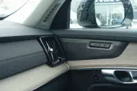 Volvo XC90 din 2025 cu 18.950 km - oferta VOL181670 - foto 18