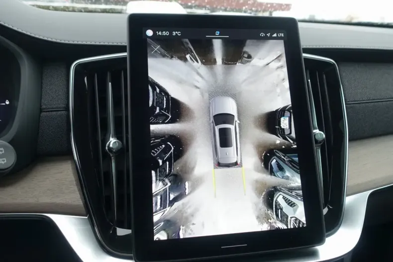 Volvo XC90 din 2025 cu 18.950 km - oferta VOL181670 - foto 26