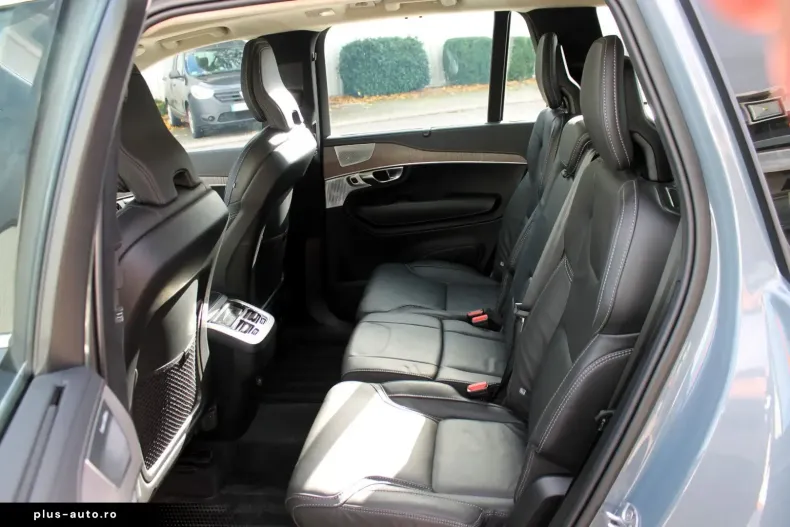 Volvo XC90 din 2022 cu 54.999 km - oferta VOL181671 - foto 18