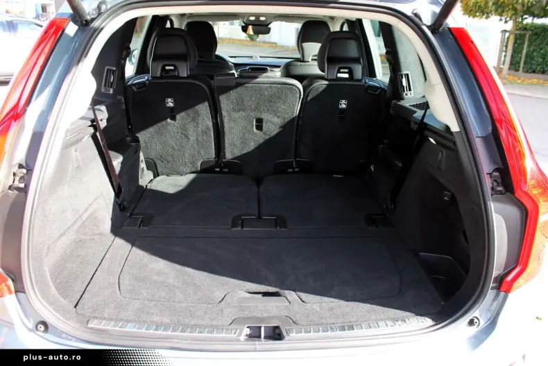 Volvo XC90 din 2022 cu 54.999 km - oferta VOL181671 - foto 21