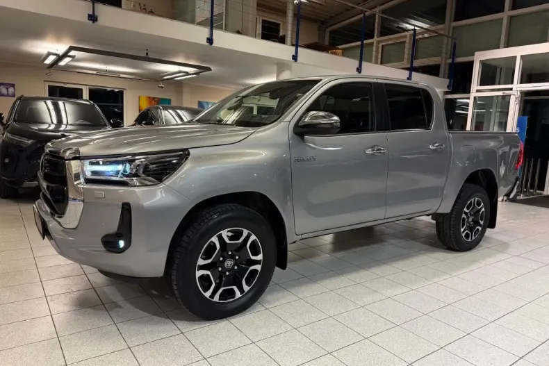 Toyota Hilux din 2023 cu 33.520 km - oferta TOY181672 - foto 5
