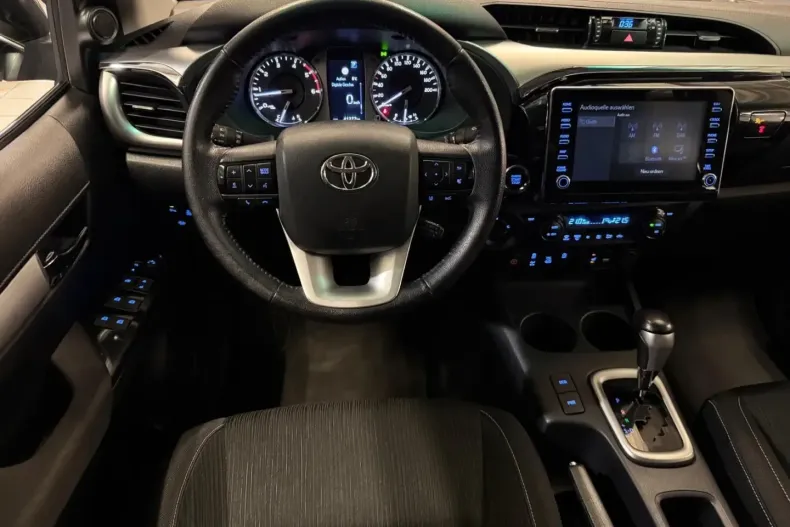 Toyota Hilux din 2023 cu 33.520 km - oferta TOY181672 - foto 22