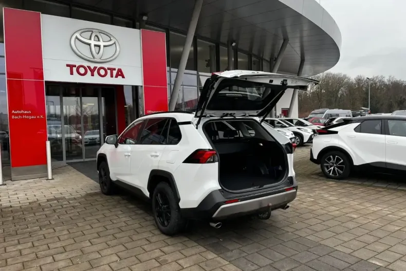 Toyota RAV4 din 2023 cu 38.900 km - oferta TOY181677 - foto 6