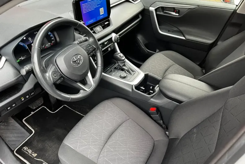 Toyota RAV4 din 2023 cu 38.900 km - oferta TOY181677 - foto 8