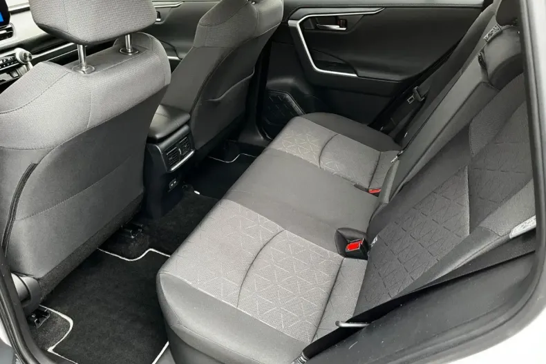 Toyota RAV4 din 2023 cu 38.900 km - oferta TOY181677 - foto 12