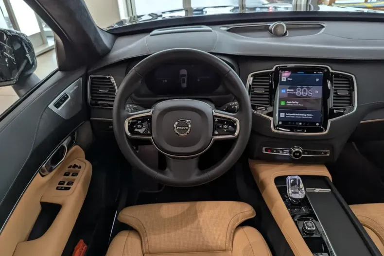 Volvo XC90 din 2023 cu 12.000 km - oferta VOL181679 - foto 9