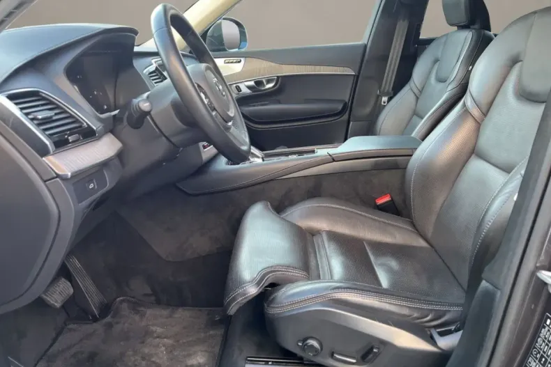 Volvo XC90 din 2023 cu 85.164 km - oferta VOL181680 - foto 6