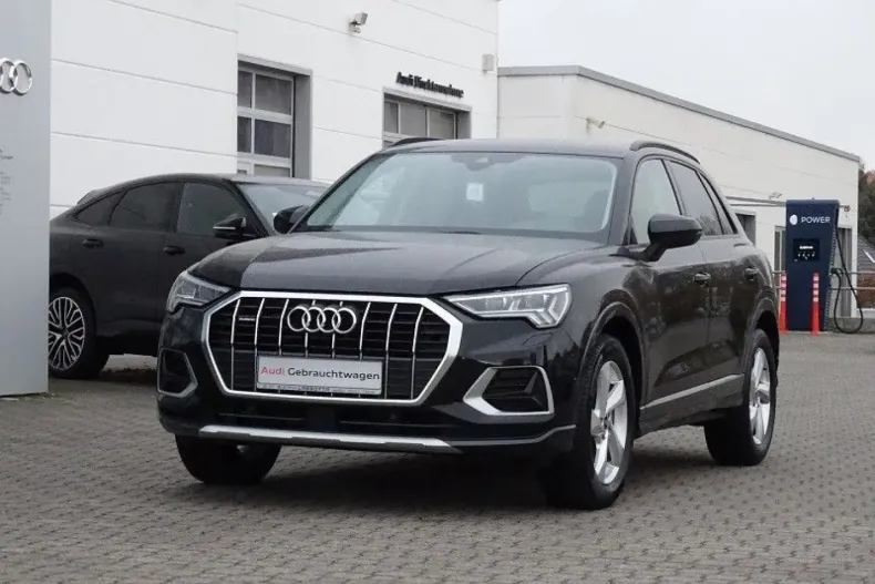 Audi Q3 din 2021 cu 45.725 km - oferta AUD181681 - foto 1
