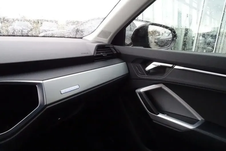 Audi Q3 din 2021 cu 45.725 km - oferta AUD181681 - foto 13