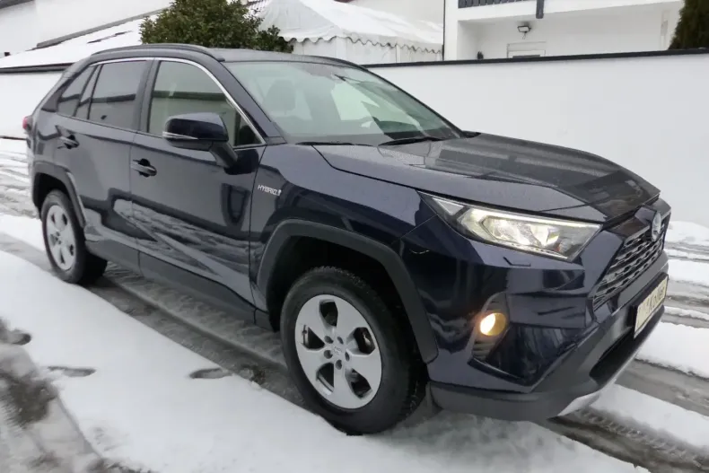 Toyota RAV4 din 2021 cu 51.990 km - oferta TOY181690 - foto 1