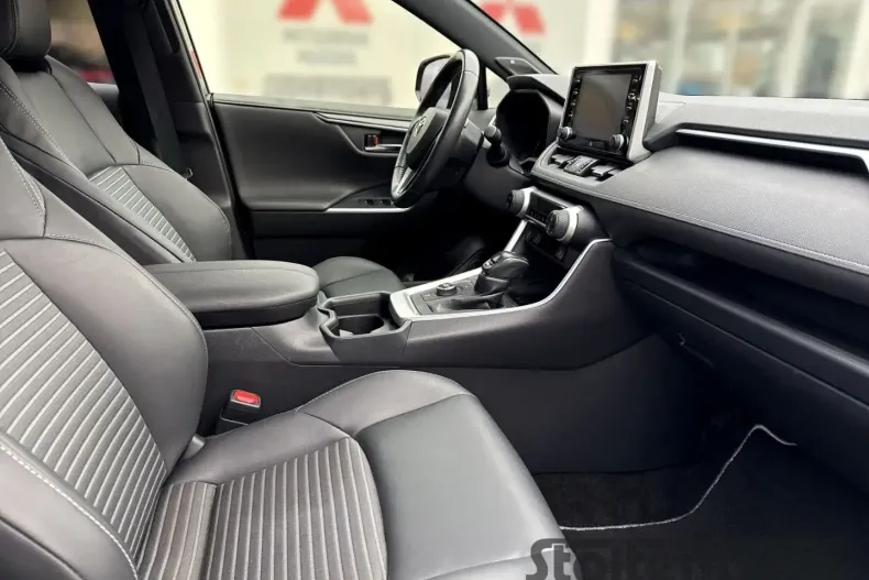 Toyota RAV4 din 2021 cu 83.200 km - oferta TOY181691 - foto 8