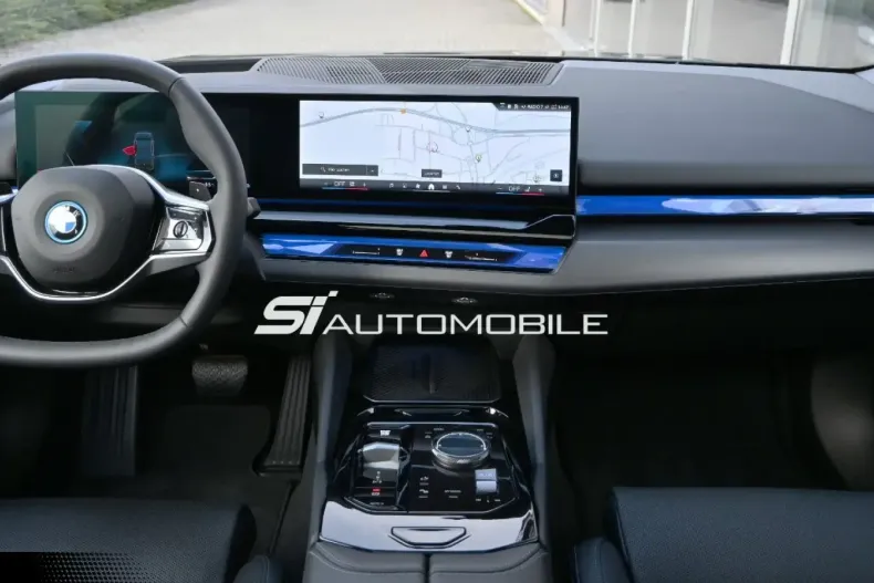 BMW 550 (Seria 5) din 2024 cu 32.000 km - oferta BMW181692 - foto 11