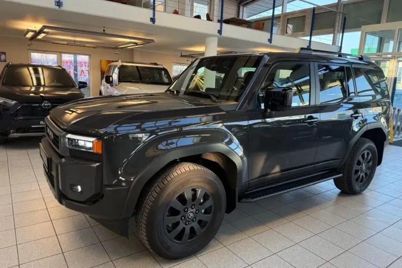 Toyota Land Cruiser din 2025 cu 50 km - oferta TOY181694 - foto 1