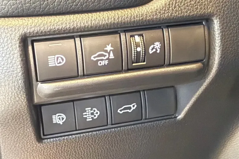 Toyota Land Cruiser din 2025 cu 50 km - oferta TOY181694 - foto 8