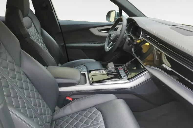 Audi SQ7 din 2022 cu 24.500 km - oferta AUD181698 - foto 6