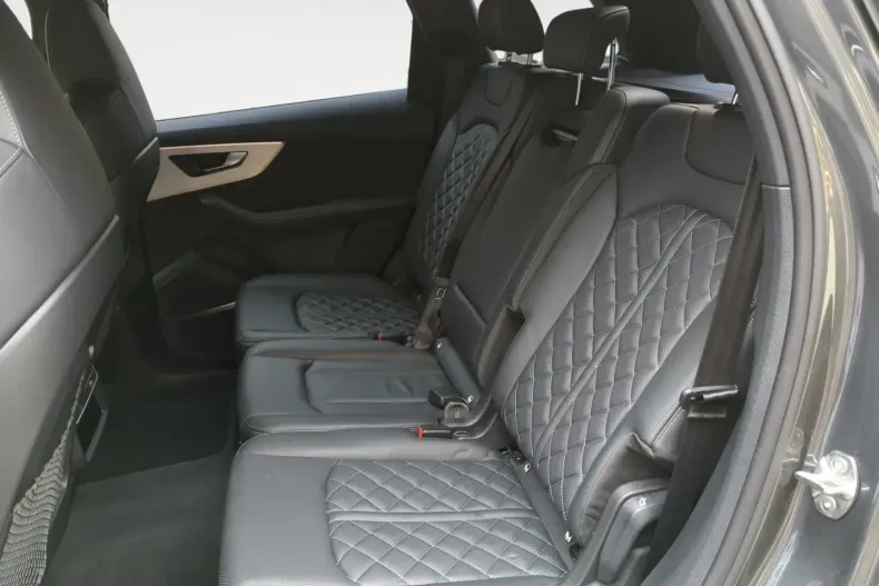 Audi SQ7 din 2022 cu 24.500 km - oferta AUD181698 - foto 7