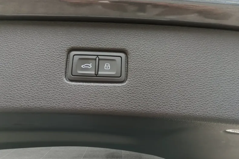 Audi SQ7 din 2022 cu 24.500 km - oferta AUD181698 - foto 11