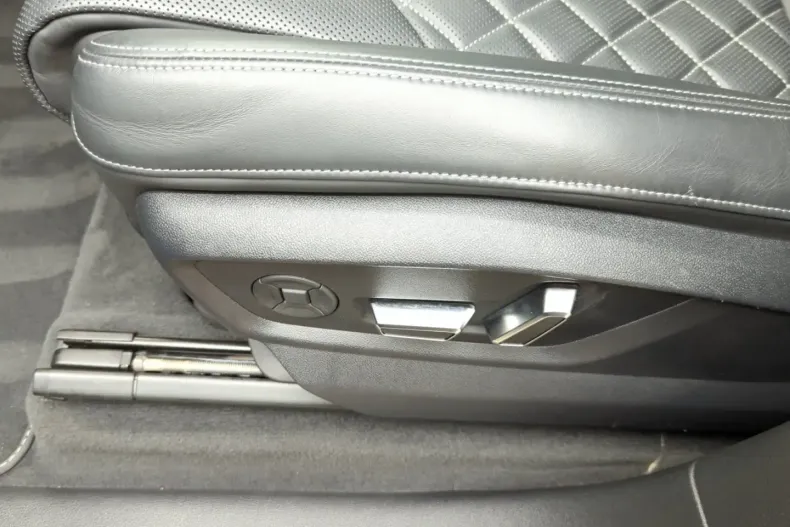 Audi SQ7 din 2022 cu 24.500 km - oferta AUD181698 - foto 14