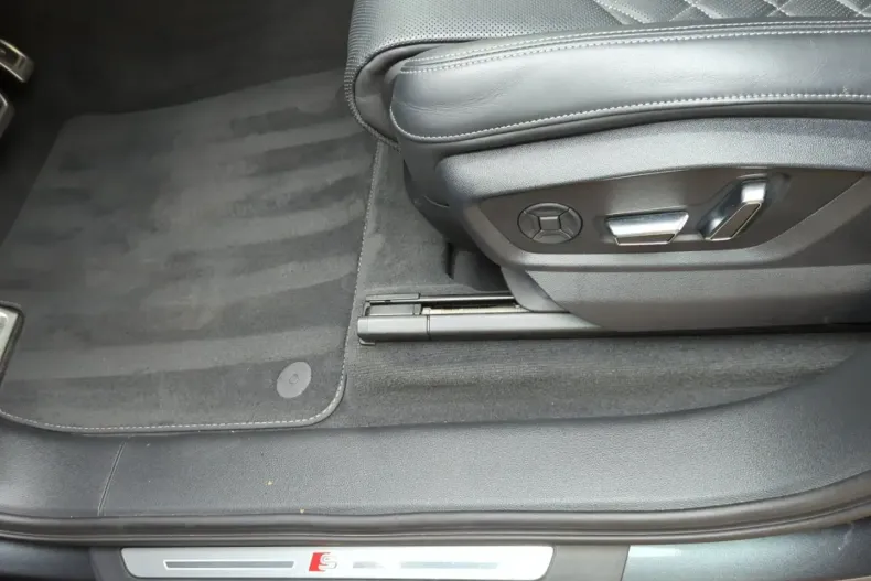 Audi SQ7 din 2022 cu 24.500 km - oferta AUD181698 - foto 16