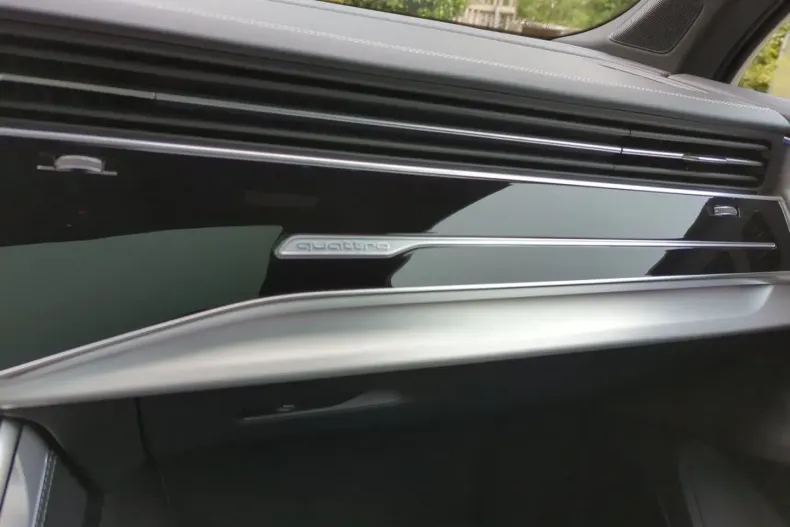 Audi SQ7 din 2022 cu 24.500 km - oferta AUD181698 - foto 18