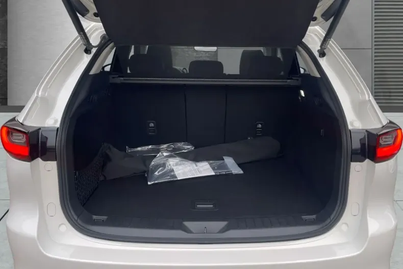 Mazda CX-60 din 2025 cu 15.800 km - oferta MAZ181702 - foto 2