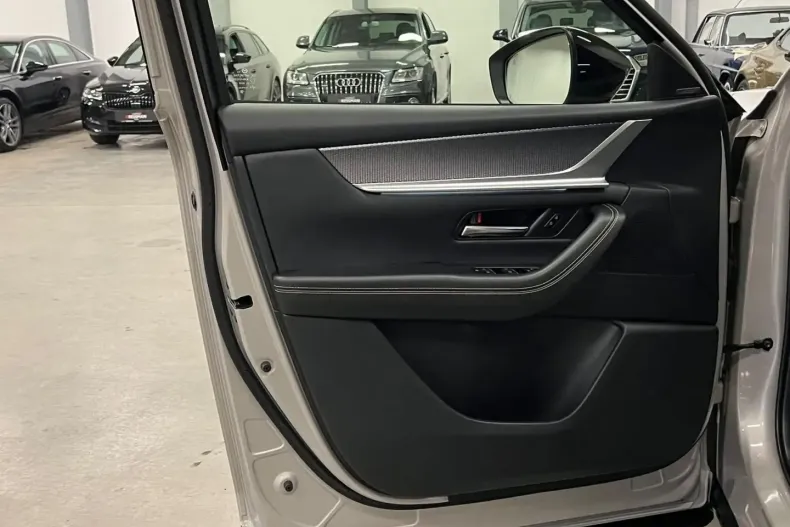 Mazda CX-60 din 2024 cu 14.333 km - oferta MAZ181703 - foto 9