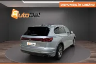 Volkswagen Touareg din 2024 cu 71.125 km - oferta VOL181705 - foto 3