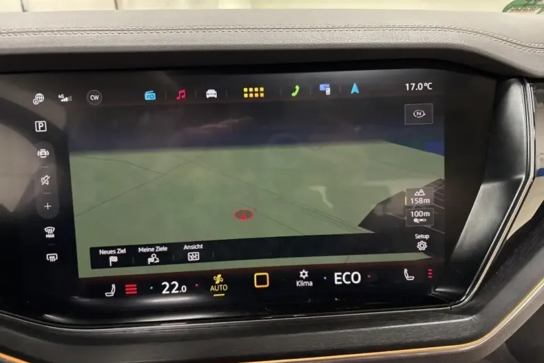 Volkswagen Touareg din 2024 cu 71.125 km - oferta VOL181705 - foto 4