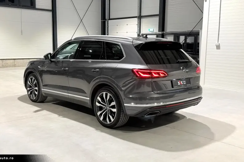 Volkswagen Touareg din 2022 cu 103.130 km - oferta VOL181707 - foto 4