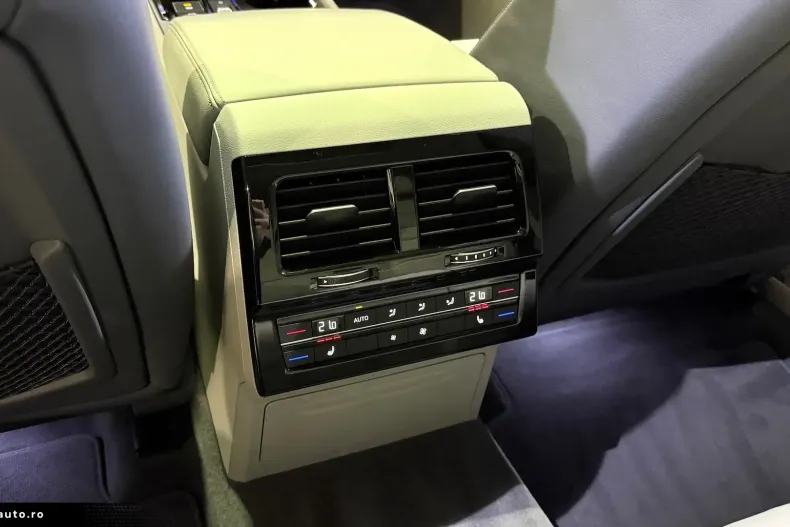 Volkswagen Touareg din 2022 cu 103.130 km - oferta VOL181707 - foto 33