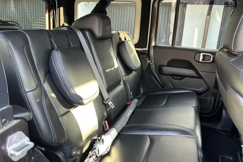 Jeep Wrangler din 2022 cu 46.000 km - oferta JEE181708 - foto 12