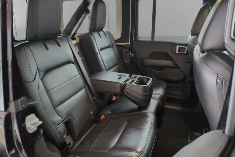 Jeep Wrangler din 2022 cu 37.693 km - oferta JEE181710 - foto 8