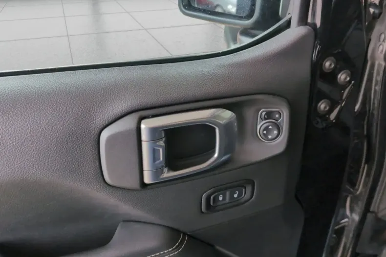 Jeep Wrangler din 2022 cu 37.693 km - oferta JEE181710 - foto 14