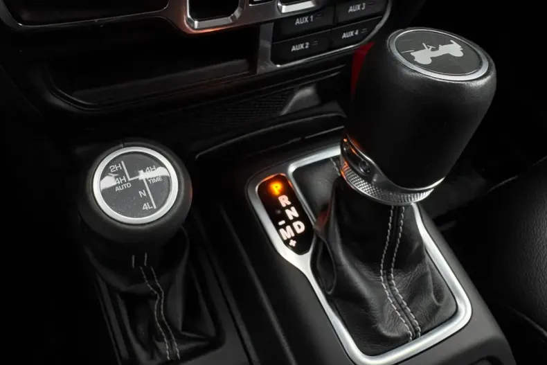 Jeep Wrangler din 2023 cu 29.000 km - oferta JEE181711 - foto 24