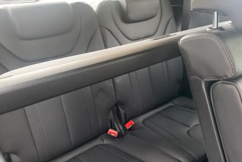 Hyundai SANTA FE din 2024 cu 23.516 km - oferta HYU181717 - foto 11