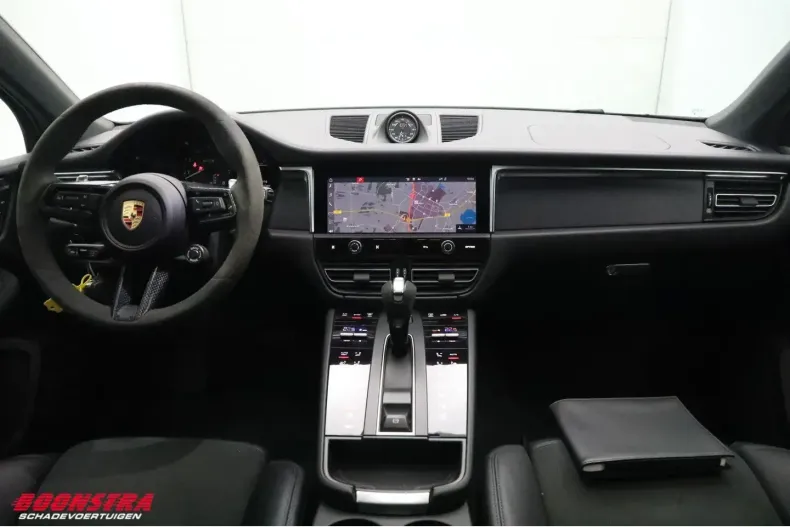 Porsche Macan din 2024 cu 27.287 km - oferta POR181719 - foto 6