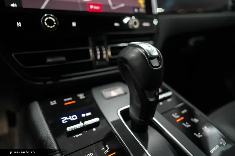 Porsche Macan din 2023 cu 44.466 km - oferta POR181722 - foto 20