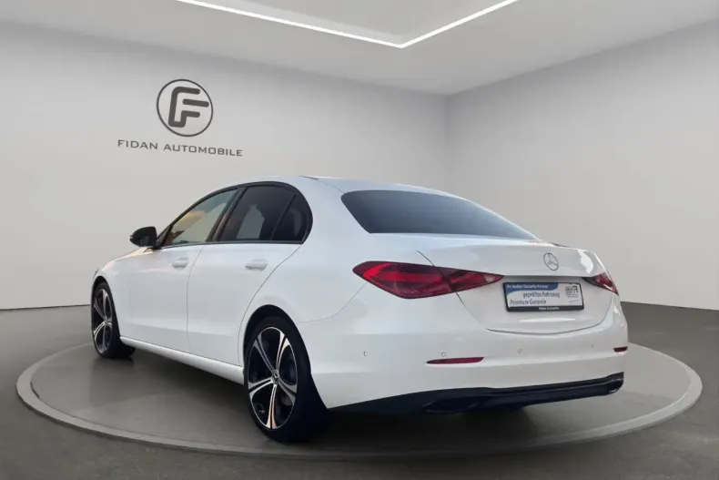 Mercedes-Benz C 180 (Clasa C) din 2024 cu 45.000 km - oferta MER181723 - foto 3