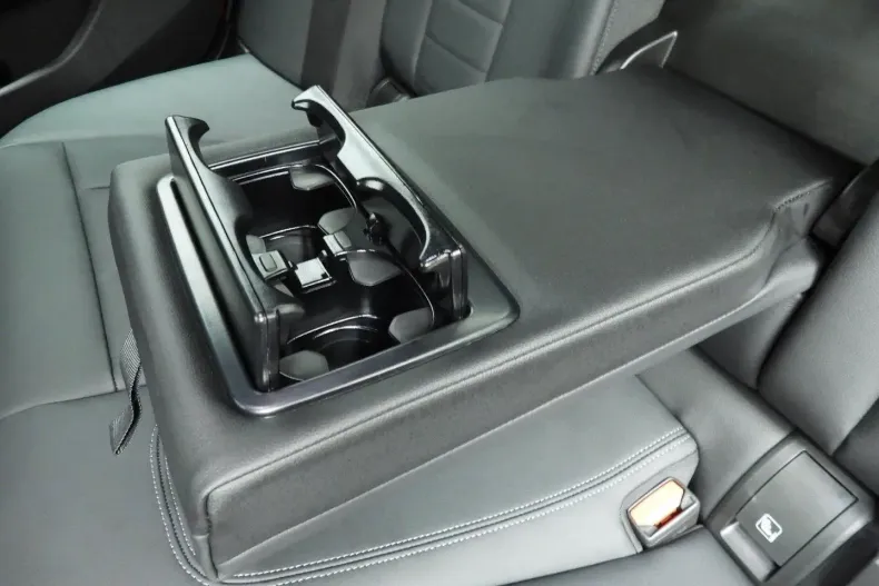 BMW 320 (Seria 3) din 2024 cu 11.000 km - oferta BMW181724 - foto 20