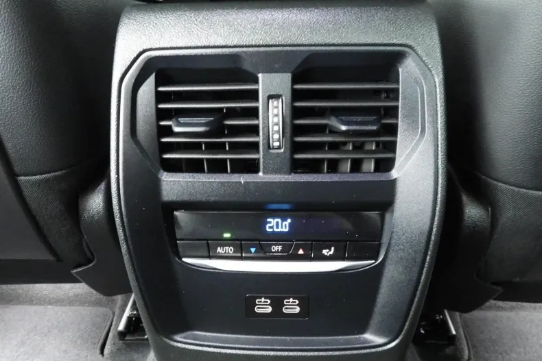 BMW 320 (Seria 3) din 2024 cu 11.000 km - oferta BMW181724 - foto 21