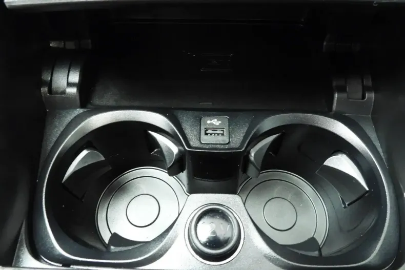 BMW 320 (Seria 3) din 2024 cu 11.000 km - oferta BMW181724 - foto 27