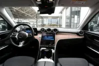 Mercedes-Benz C 200 (Clasa C) din 2023 cu 74.650 km - oferta MER181726 - foto 12